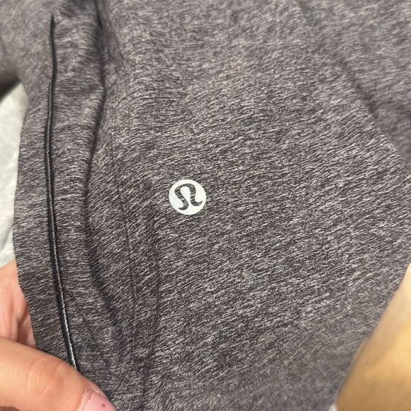 Lululemon Morning Miles Crop (17")
Heathered Black - Picture 5 of 5